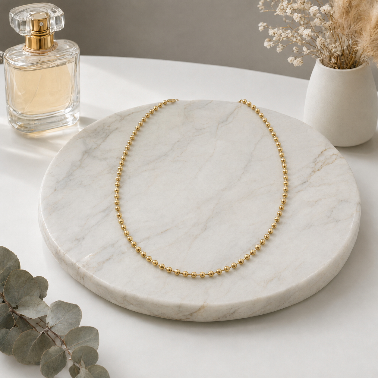 Minimal Top Altın Kaplama Kolye